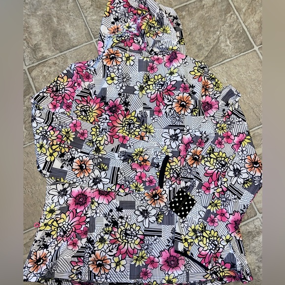 Floral Patterned Zip-Up and Hooded Scrub Jacket - Picture 4 of 4